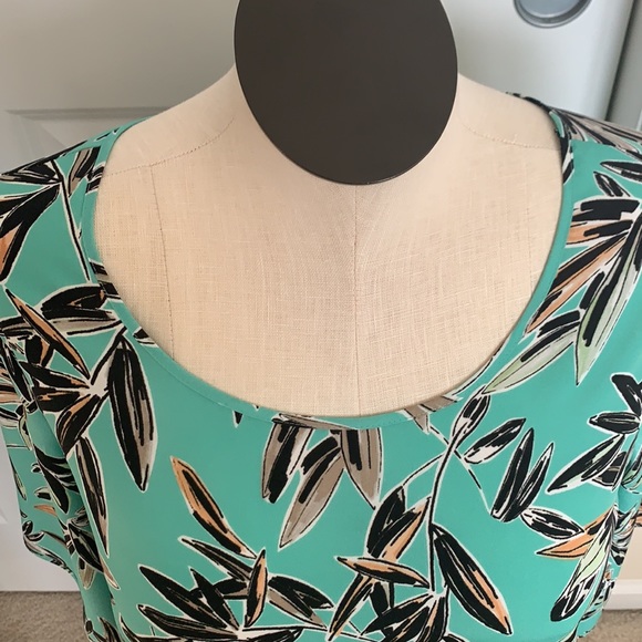 ZOZO Multi Color 3/4 Sleeve Blouse  Size: Small - Picture 4 of 8